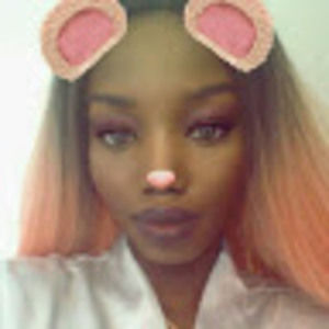 Meet your Posher, Liza